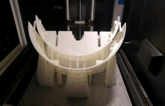 為什么要選擇SLA 3D打印機(jī)？使用SLA 3D打印機(jī)的好處有哪些？